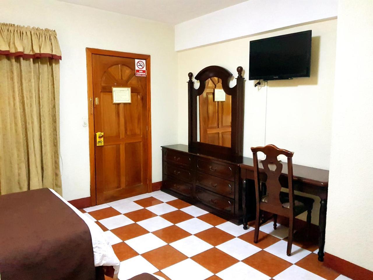 Hotel Las Americas Quetzaltenango ภายนอก รูปภาพ